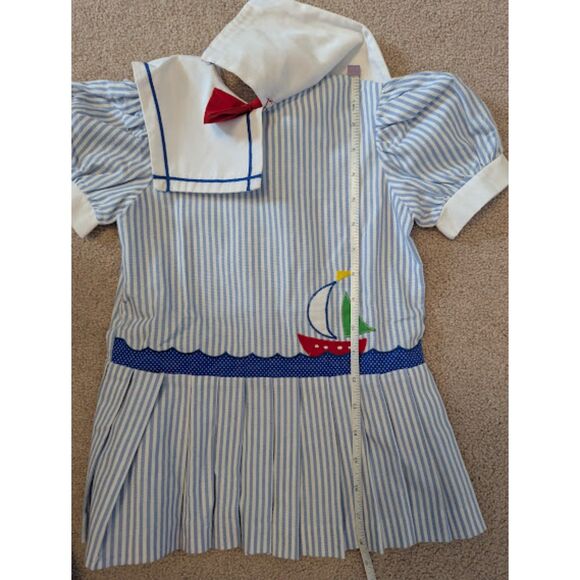 Vintage Toddler Nautical Sailor Dress with Red Bow & Boat Appliqué - Size 5T - Picture 4 of 5